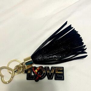 VICTORIA'S SECRET RUNWAY PATCH GOLD BLACK RED LOVE TASSEL KEYCHAIN CLIP CHARM